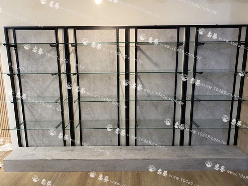 鶯歌陶瓷藝品店 店面規劃 展示架製作 陳列架製作 玻璃展示架